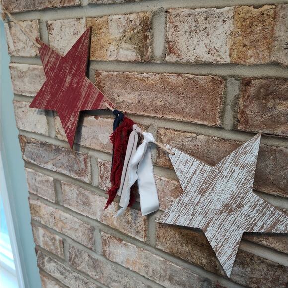 Rustic Americana Wooden Star and Rag Streamer Garland, 6' - Picture 2 of 4